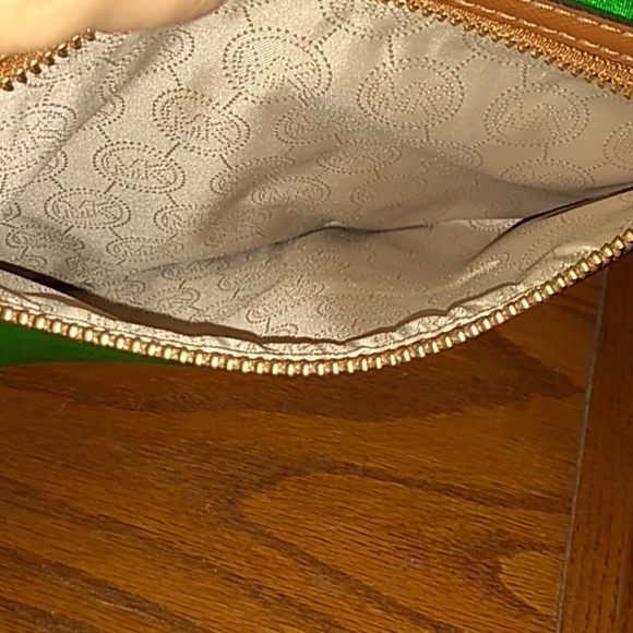 Green Michael Kors crossbody bag - Picture 3 of 11
